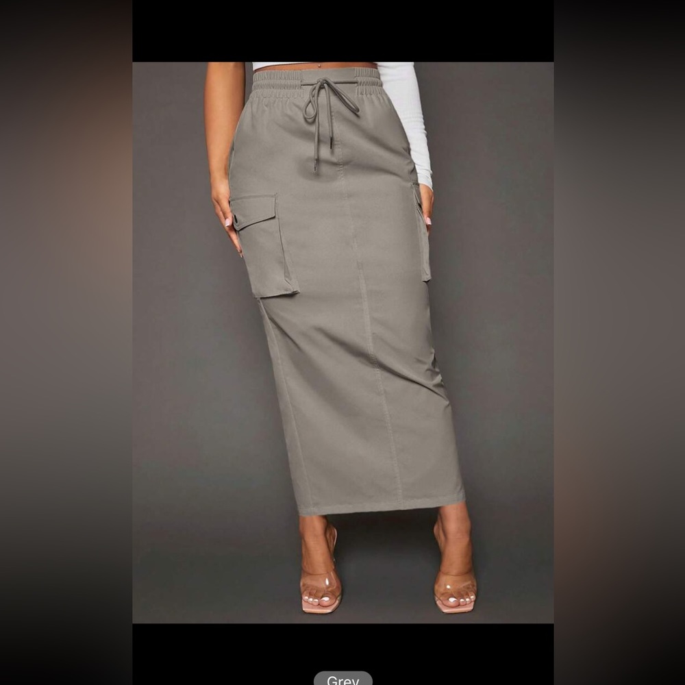 Flap pocket, draw string skirt unworn